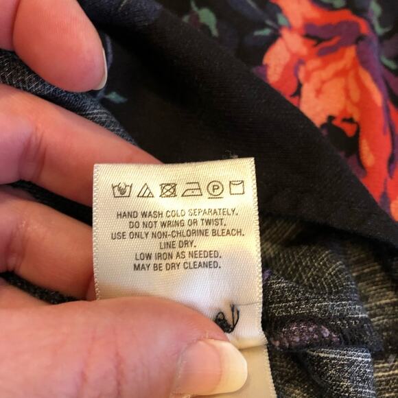 Anthropologie Maeve black pink floral balloon sleeve linen blend top size Medium - Picture 10 of 15